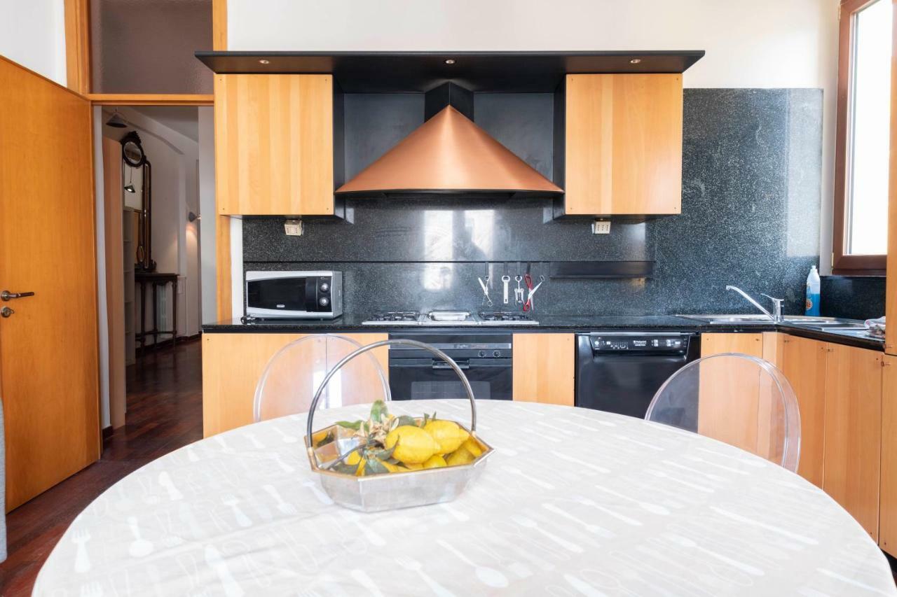 نابولي B&B Immacolata المظهر الخارجي الصورة